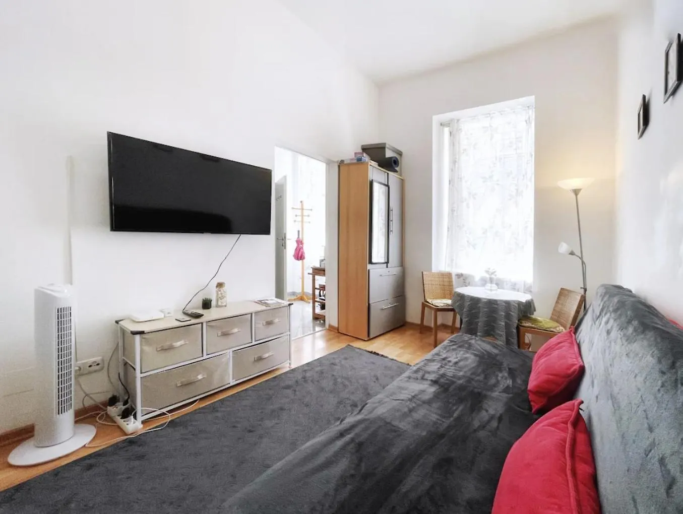 Perfectly Located Cozy Apartment Vienna